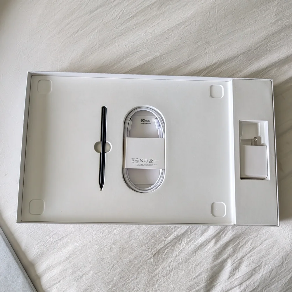 Samsung Galaxy Book5 Pro 360 - Silver Laptop